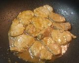 A picture of step 3 of Tender Pan-Fried Pork Filet.