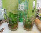 A picture of step 4 of Mojito.