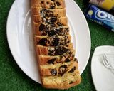 A picture of step 10 of Oreo vanillah cake loaf.