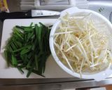 A picture of step 7 of Stir-fried Liver and Chinese Chives.
