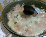 A picture of step 4 of Stir-Fried Chicken Breast With Ume-Shiso Sauce.