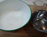 A picture of step 1 of Delicious Basic Pizza Margherita.