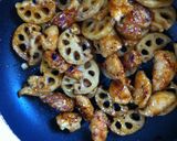 A picture of step 5 of Lotus Roots and Chicken Tender Teriyaki.
