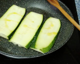 Foto del paso 2 de la receta: Rollitos de calabacín con atún y bacon