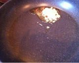 A picture of step 2 of Korean Stir-Fried Wakame Stems.