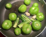 Foto del paso 2 de la receta: Salsa verde taquera
