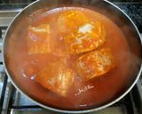 Foto del paso 3 de la receta: Lomos de merluza en salsa de pimiento del Piquillo