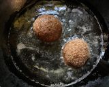 A picture of step 9 of Bitterballen, Dutch Party or Pub snack.