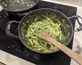 A picture of step 7 of Pasta in a pea sauce.