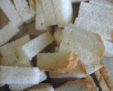 A picture of step 1 of Rusk Made from Sliced Bread in 5 Minutes.