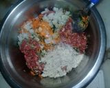 Foto del paso 1 de la receta: Albóndigas con fideos y tuco