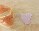A picture of step 9 of Halloween Ghost Sandwich.