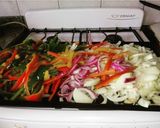 Foto del paso 1 de la receta: Fajitas mixtas con tortillas caseras