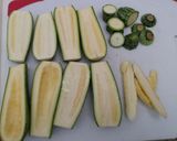 Foto del paso 1 de la receta: Calabacitas horneadas, rellenas de tocino y jamón