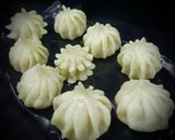 उकडीचे मोदक (ukadiche modak recipe in marathi) रेसिपी स्टेप 6 फोटो 