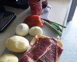 Foto del paso 1 de la receta: Bifes a la criolla