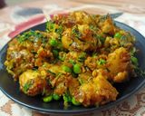 A picture of step 6 of Aloo methi matar ki sabzi.
