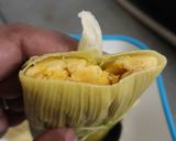A picture of step 8 of Salsa stuffed Corn Tamales.