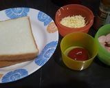 Foto langkah ke 1 dari resep Pizza mini roti tawar.
