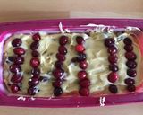 Une image de l'étape 5 de Cake aux cranberries fraîches.