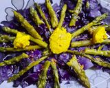 Foto del paso 6 de la receta: Espárragos y col morada en ensalada