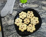 A picture of step 7 of Chocolate chips cookies.