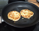 Foto del paso 5 de la receta: Hamburguesa de pollo, boniato, cebolla y calabacín