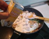 Foto del paso 2 de la receta: Carne con nata