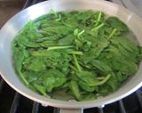 A picture of step 1 of Rich Spinach Dip.
