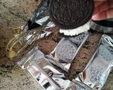 Foto del paso 5 de la receta Bizcocho de natillas y galletas oreo. V2