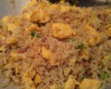 Foto langkah ke 5 dari resep Nasi goreng ikan asin rawit.