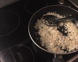 A picture of step 4 of Chrorizo, Pea and Parmesan Risotto.