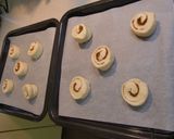 A picture of step 5 of Rolled and Cut Cinnamon Rolls.