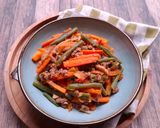 Foto langkah ke 4 dari resep Tumis Wortel Buncis Daging Giling.