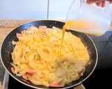 A picture of step 5 of Easy Rich Pasta Carbonara with Milk and Whole Egg.
