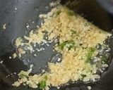 A picture of step 1 of ChickenSpring rolls.