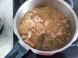 Solomillo de cerdo con guisantes secos