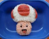 A picture of step 5 of Super Mario Toad (Kinopio) For Charaben (Decorative Bentos).