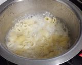 A picture of step 2 of Pasta Primavera.