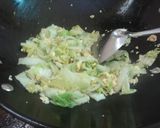 Foto langkah ke 4 dari resep Tumis Sawi Putih.