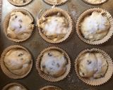 Foto del paso 4 de la receta: Muffins con chispitas / chocolitos
