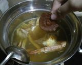 Gambar langkah 4 resipi Sup Ketam Ringkas.