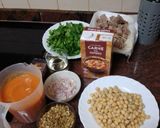 Foto del paso 4 de la receta: Potaje de garbanzos con carne de cochino y espinacas