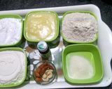 नानखटाई (nankhatai recipe in marathi) रेसिपी स्टेप 1 फोटो
