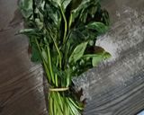 Foto del paso 1 de la receta: LA FIESTA DE LA ESPINACA (ENSALADA DE ESPINACAS)