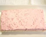 A picture of step 15 of Raspberry Cheese Mont Blanc Shortcake.