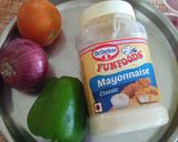मेयोनेज़ सँडविच (mayonnaise sandwich recipe in marathi) रेसिपी स्टेप 1 फोटो 