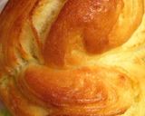A picture of step 16 of Vanilla Milk Rolls Using a Creamy Insert Sheet.