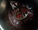 A picture of step 2 of Strawberry Cheesecake Trifle.