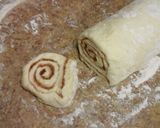 A picture of step 9 of Apple Cinnamon Buns.